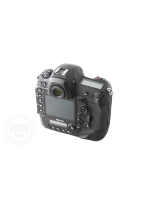NIKON D5 (150323 CLICS) - OCCASION