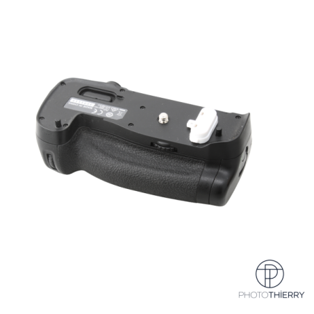 NIKON GRIP MB-D17 POUR D500 - OCCASION